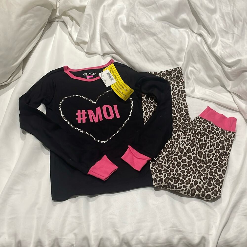 Childrens place 5 or 6 #MOI pajamas animal print heart modern nwt perfect